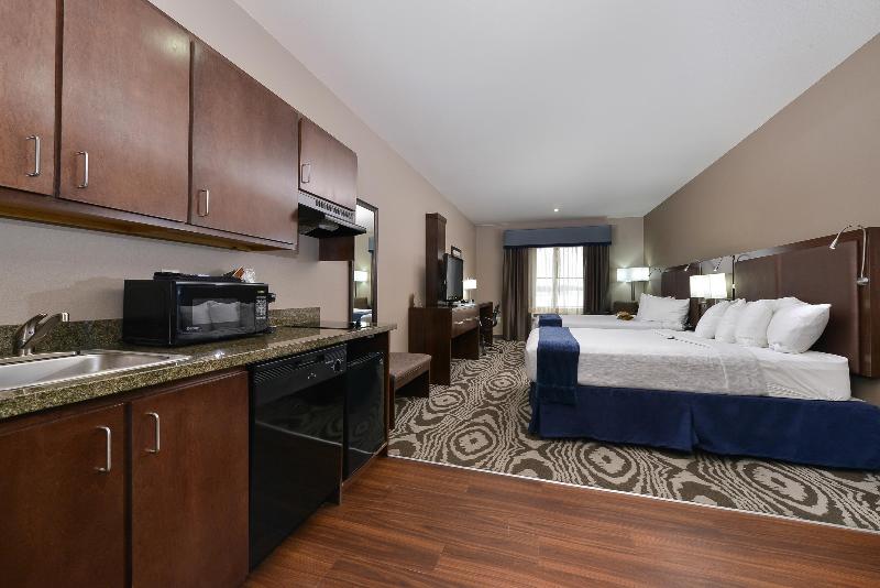 Best Western Plus Williston Hotel & Suites image