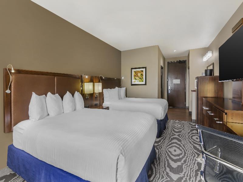 Best Western Plus Williston Hotel & Suites image