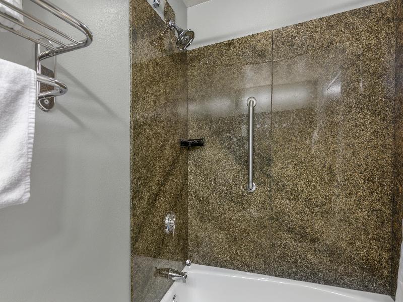 Best Western Plus Williston Hotel & Suites image