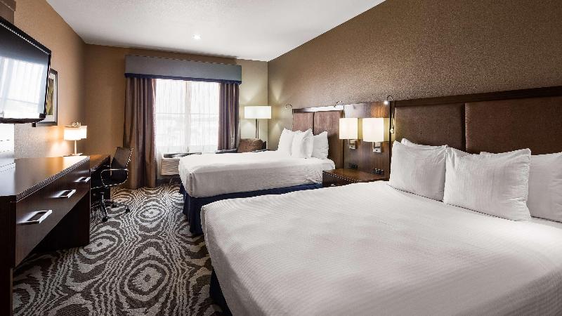 Best Western Plus Williston Hotel & Suites image