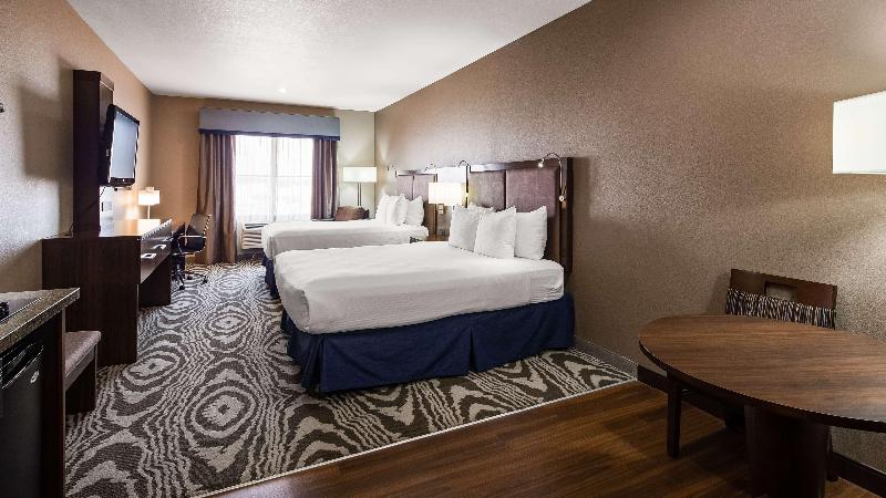 Best Western Plus Williston Hotel & Suites image