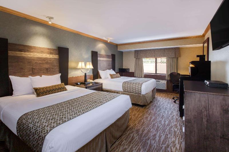 Baymont by Wyndham Pompton Plains/Wayne image