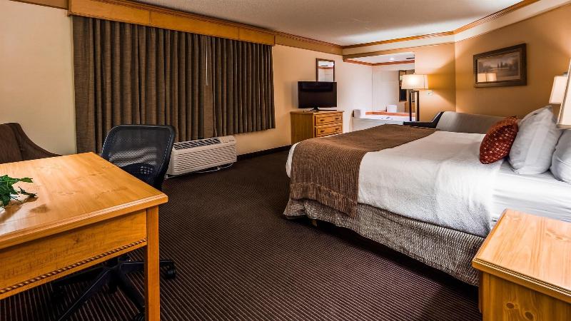 Best Western Plus Sidney Lodge image