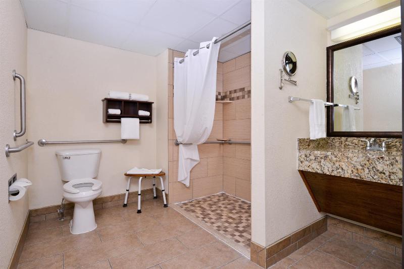Best Western Plus Sidney Lodge image