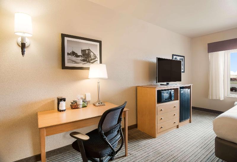 Best Western Shelby Inn & Suites image