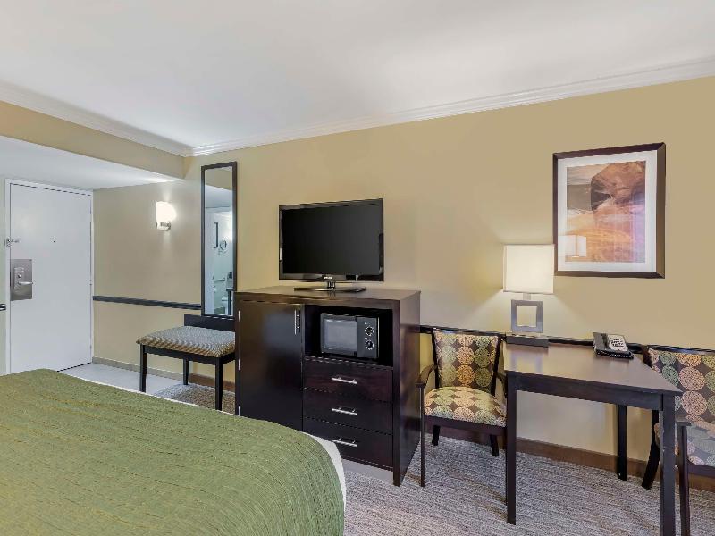 Best Western Canoga Park Motor Inn image