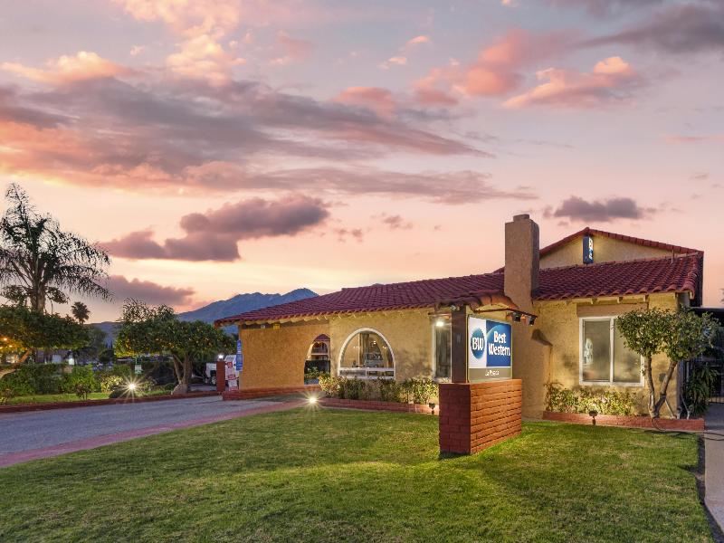 Best Western La Posada Motel image
