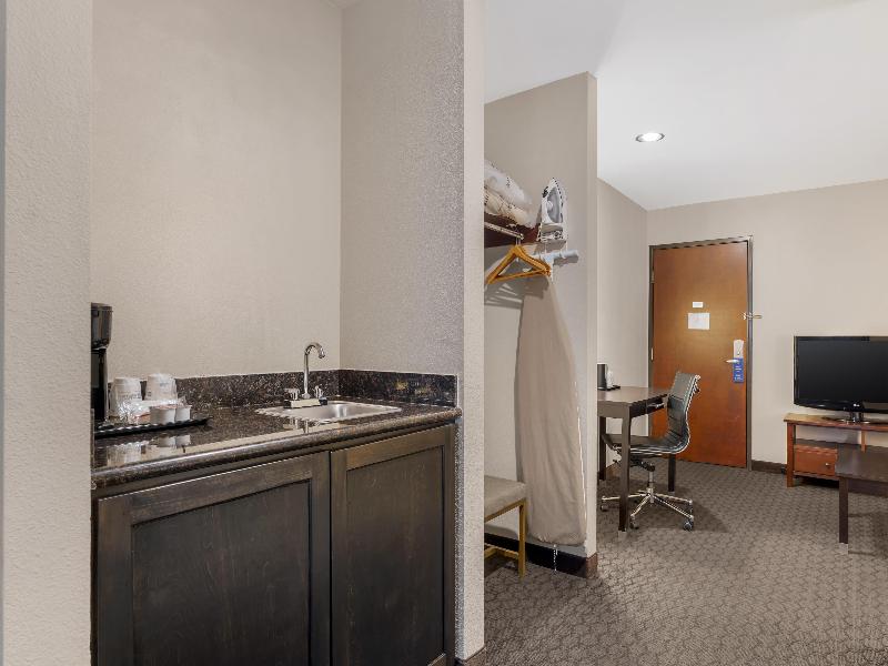 JUNIOR SUITE NON SMOKING