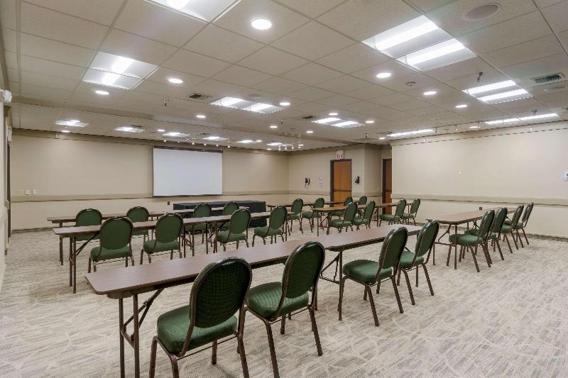 Best Western Plus Oak Harbor Hotel & Conference Ce image