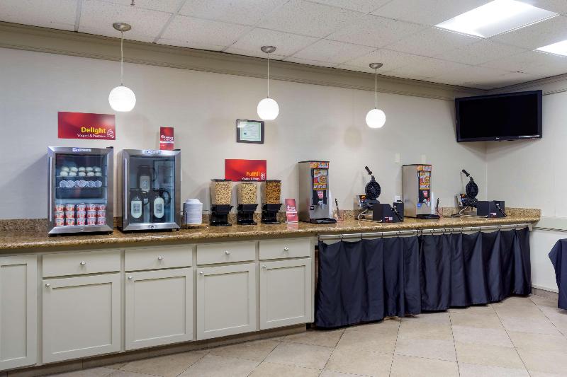 Best Western Plus Oak Harbor Hotel & Conference Ce image