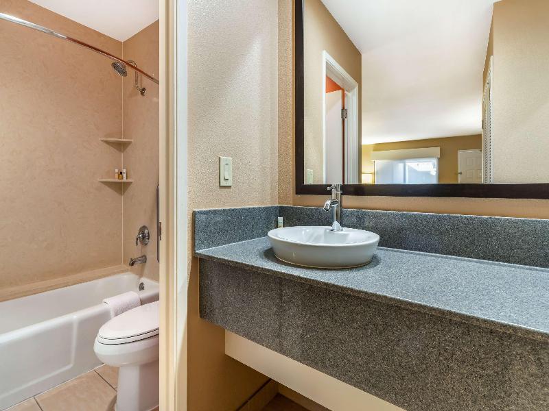 Best Western Plus Inn Scotts Valley image