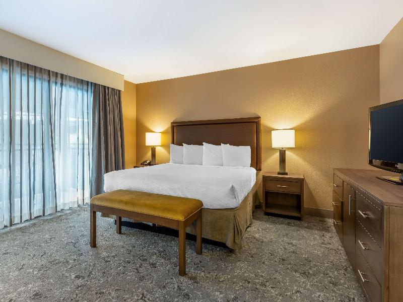 Best Western Plus Inn Scotts Valley image