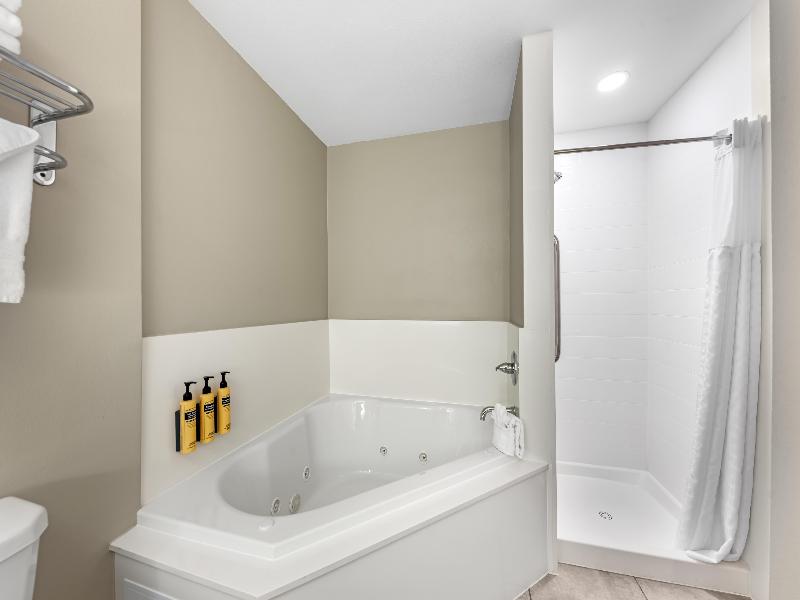 Best Western Plus Georgetown Inn & Suites image