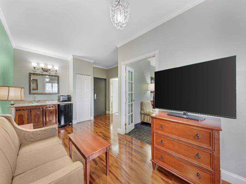 Best Western Plus Georgetown Inn & Suites image