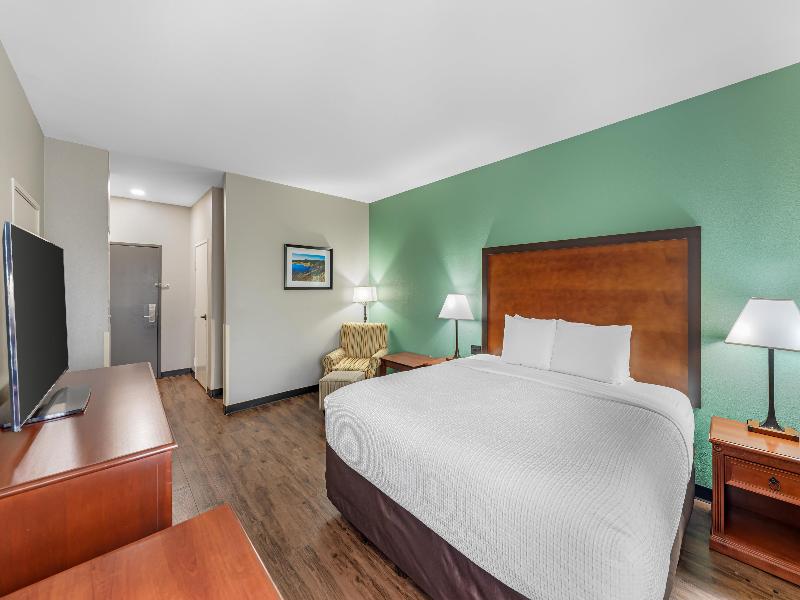 Best Western Plus Georgetown Inn & Suites image