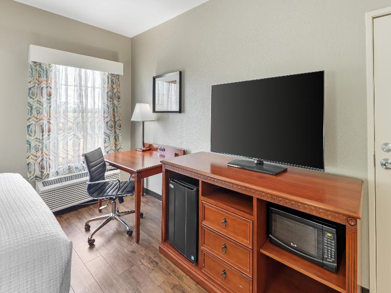 Best Western Plus Georgetown Inn & Suites image