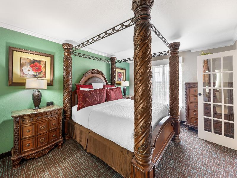 Best Western Plus Georgetown Inn & Suites image
