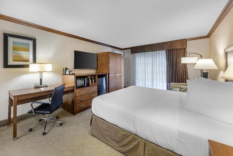 Best Western Plus Atrium Inn image