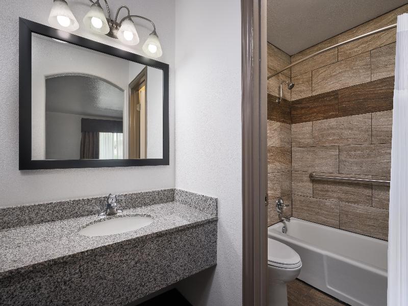 Aiden By Best Western Austin City Hotel image