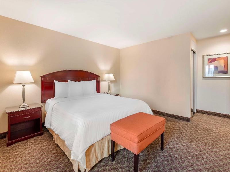 Best Western Plus West Covina Inn image