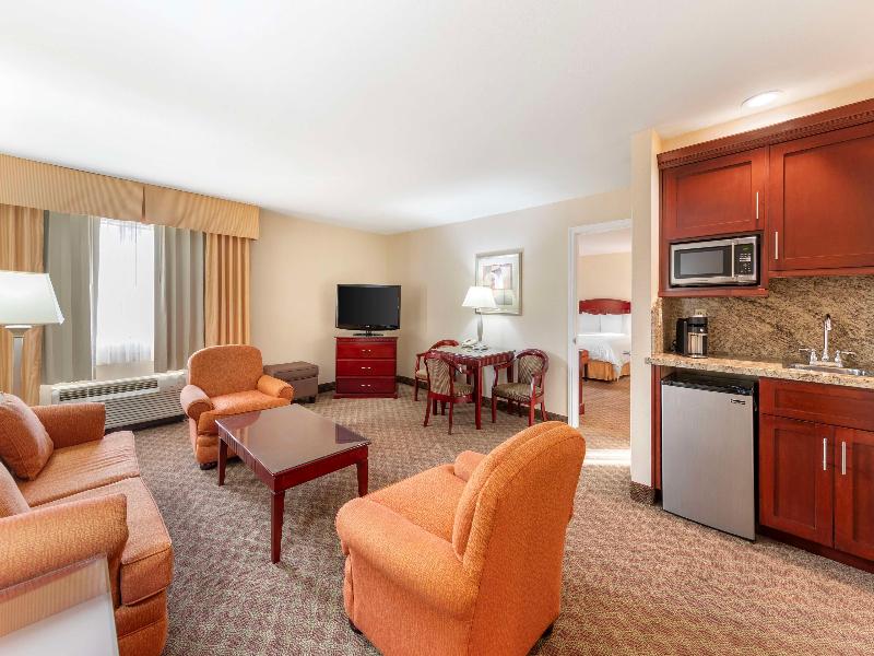Best Western Plus West Covina Inn image
