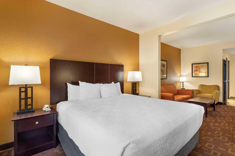 Best Western Plus Goliad Inn & Suites image