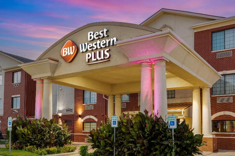 Best Western Plus Sweetwater Inn & Suites image