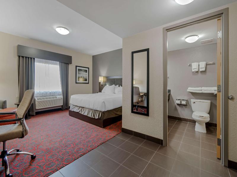 Best Western Plus Eastgate Inn & Suites image