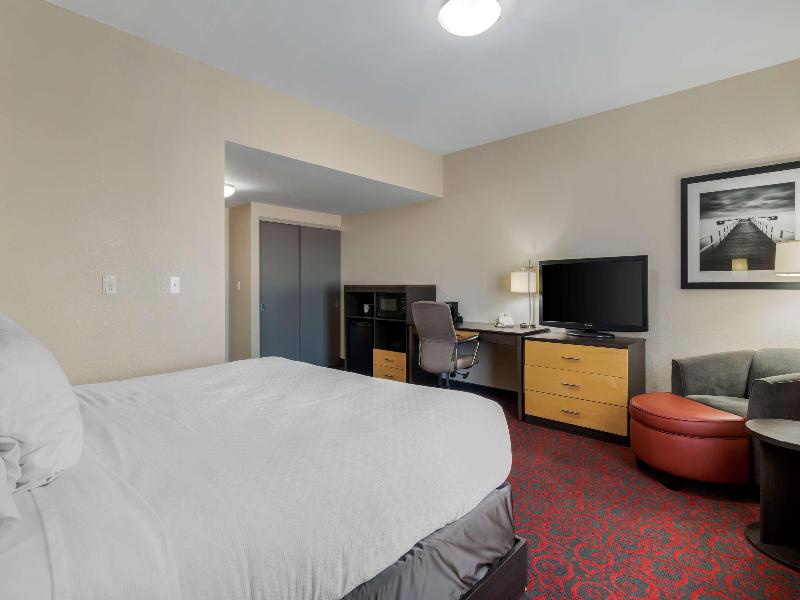 Best Western Plus Eastgate Inn & Suites image