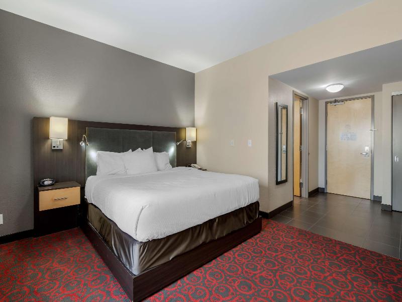 Best Western Plus Eastgate Inn & Suites image