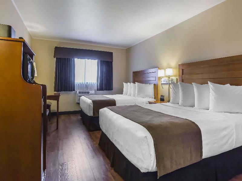 Quality Inn & Suites Saskatoon image
