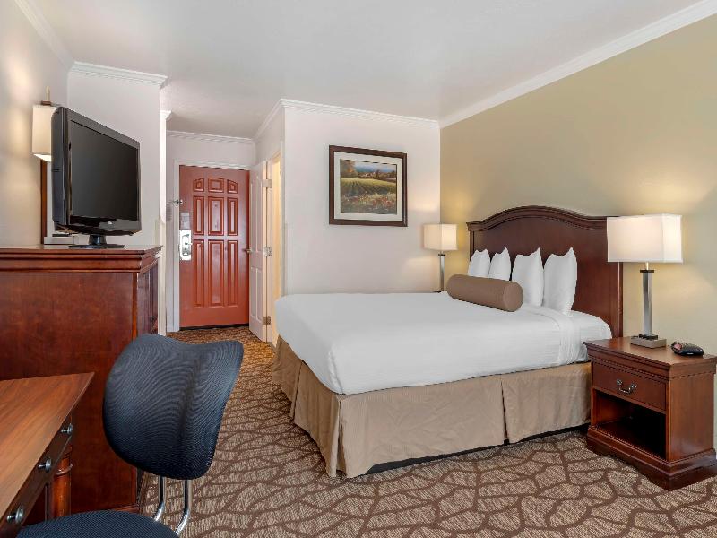 Best Western Salinas Monterey Hotel image