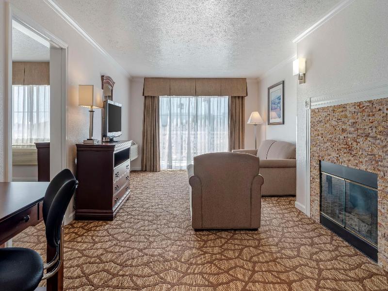 Best Western Salinas Monterey Hotel image