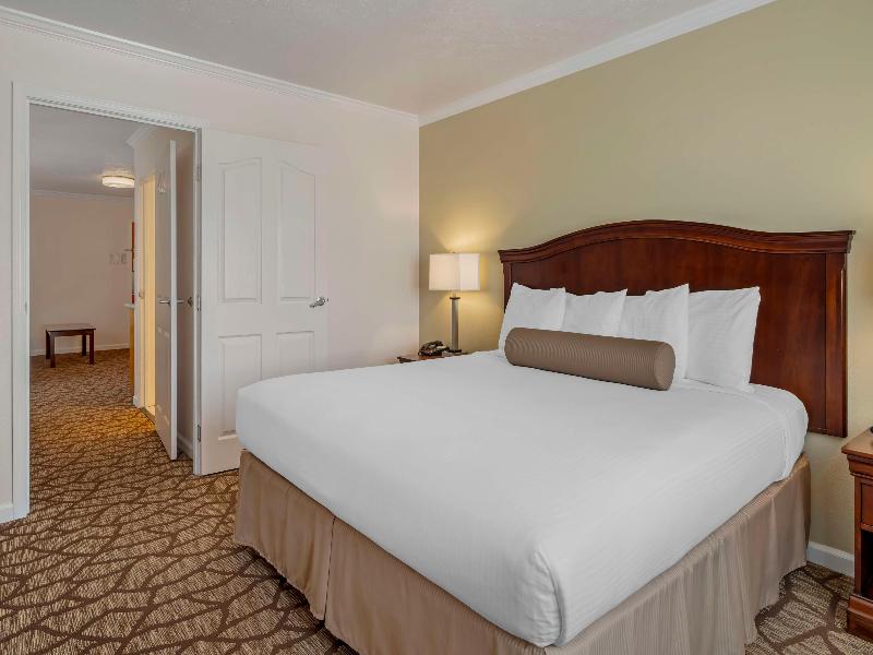 Best Western Salinas Monterey Hotel image