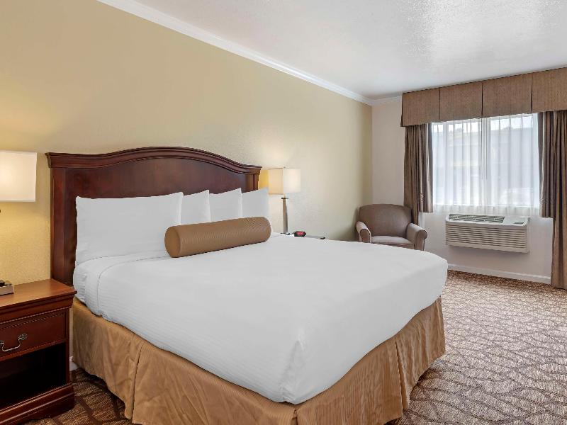 Best Western Salinas Monterey Hotel image