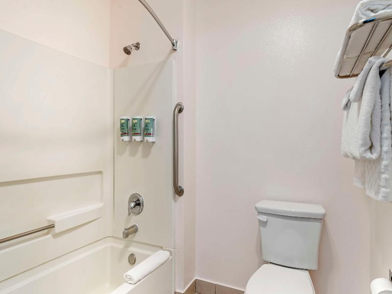 Best Western Salinas Monterey Hotel image