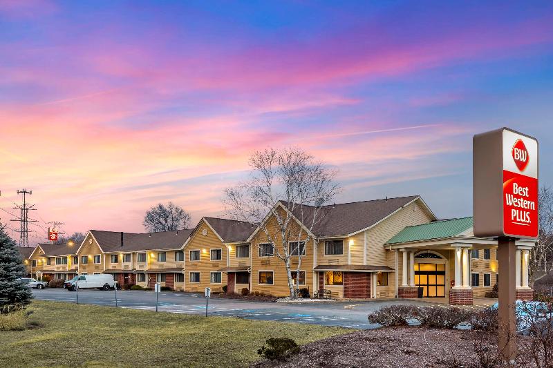 Best Western The Inn At Sharon/Foxboro image