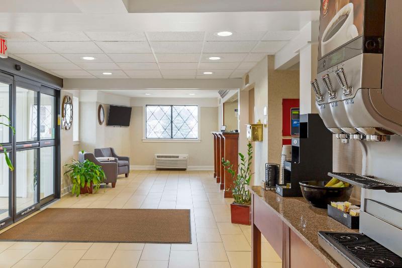 Best Western The Inn At Sharon/Foxboro image