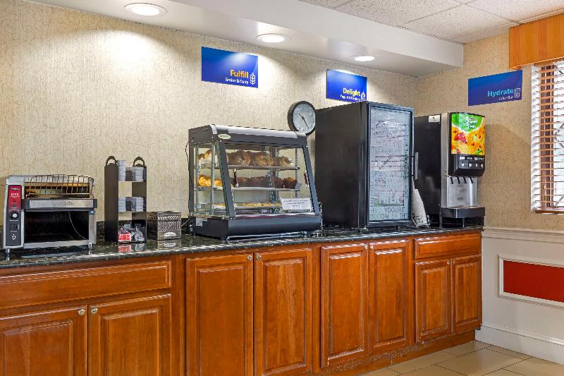 Best Western The Inn At Sharon/Foxboro image