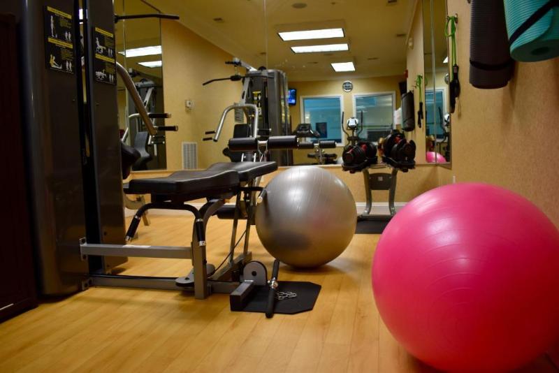 Best Western Plus Easton Inn & Suites image