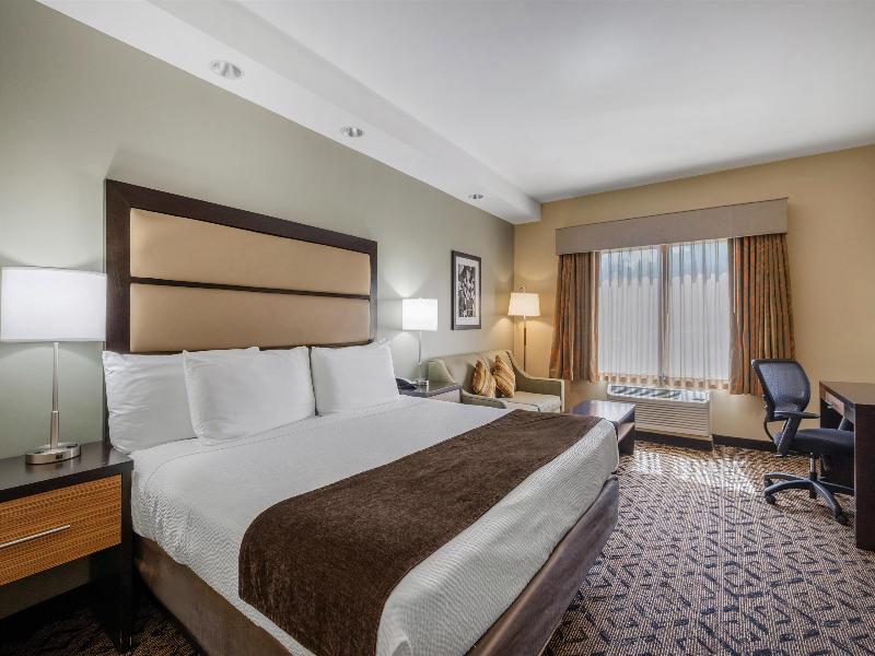 Best Western Plus College Park Hotel image