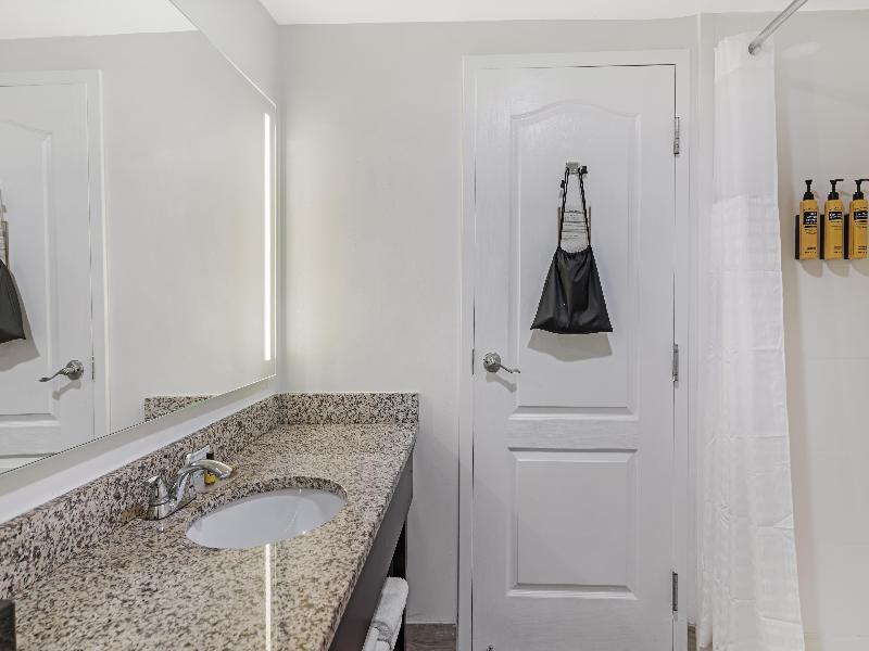 Best Western Plus Brunswick Bath image