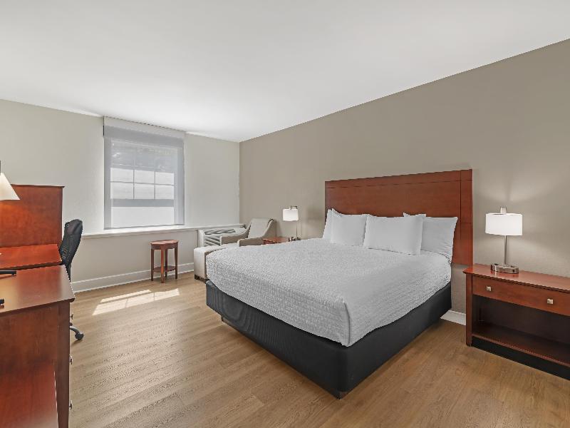 Best Western Plus Brunswick Bath image