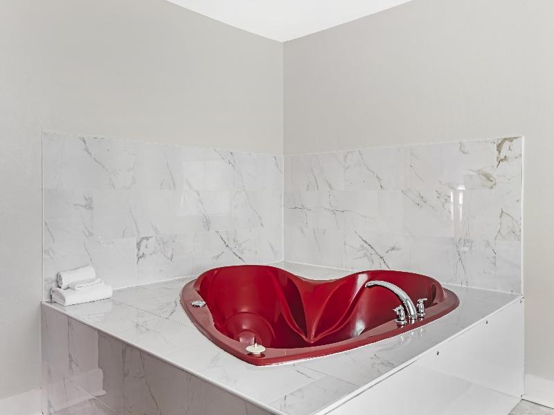 Best Western Plus Brunswick Bath image