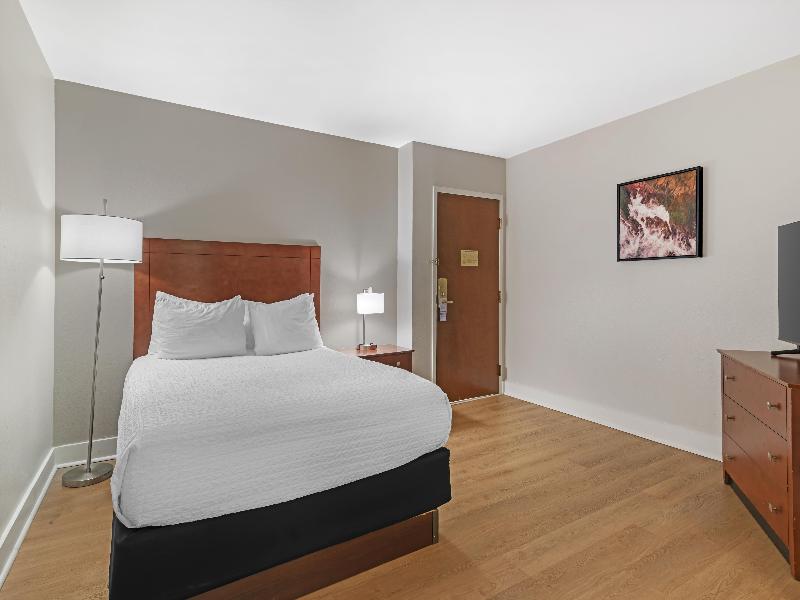 Best Western Plus Brunswick Bath image