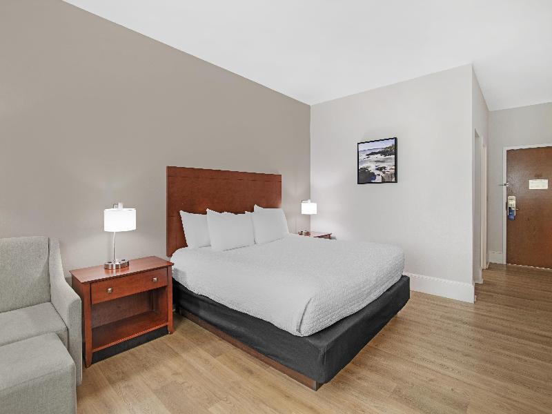 Best Western Plus Brunswick Bath image