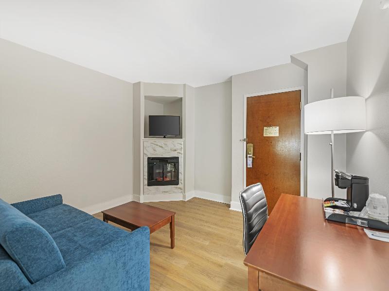 Best Western Plus Brunswick Bath image