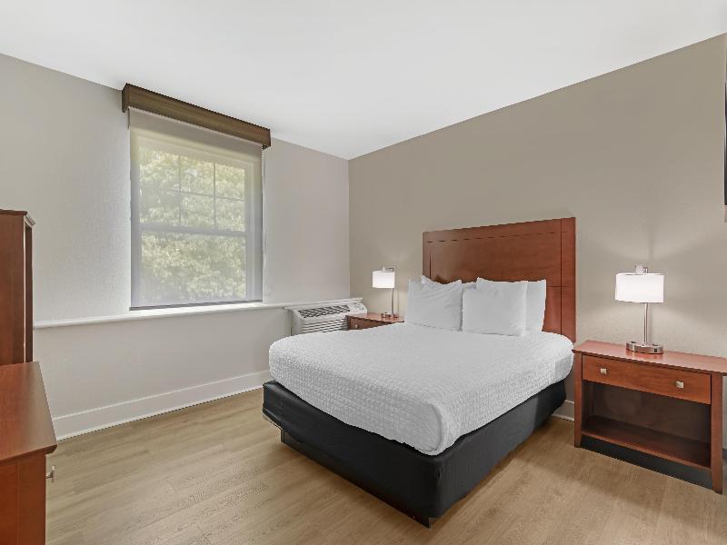 Best Western Plus Brunswick Bath image