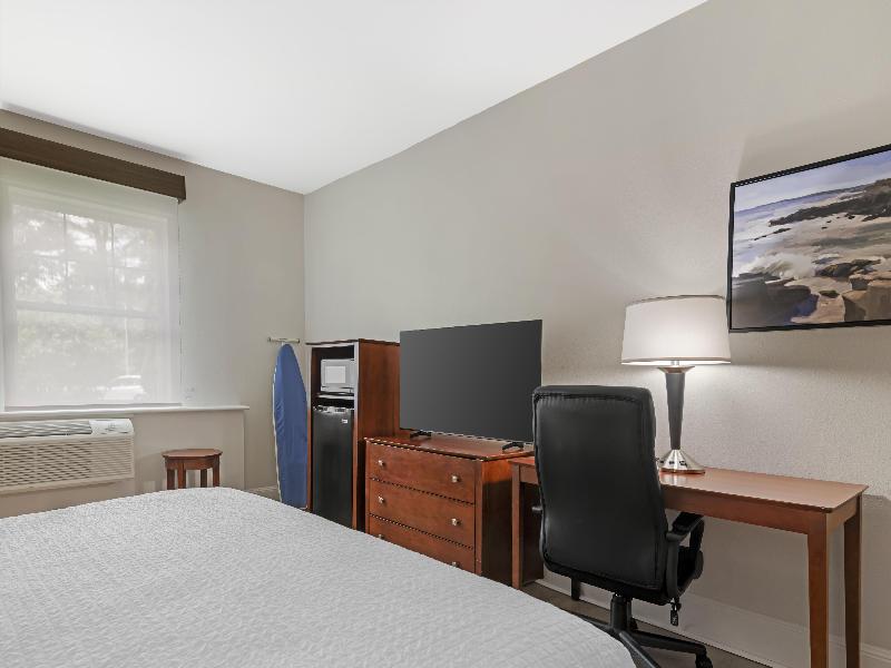 Best Western Plus Brunswick Bath image