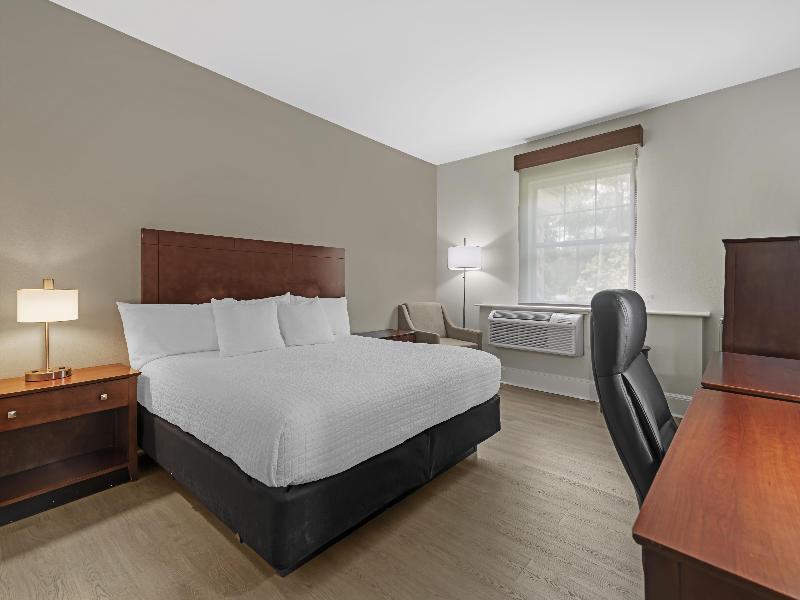 Best Western Plus Brunswick Bath image